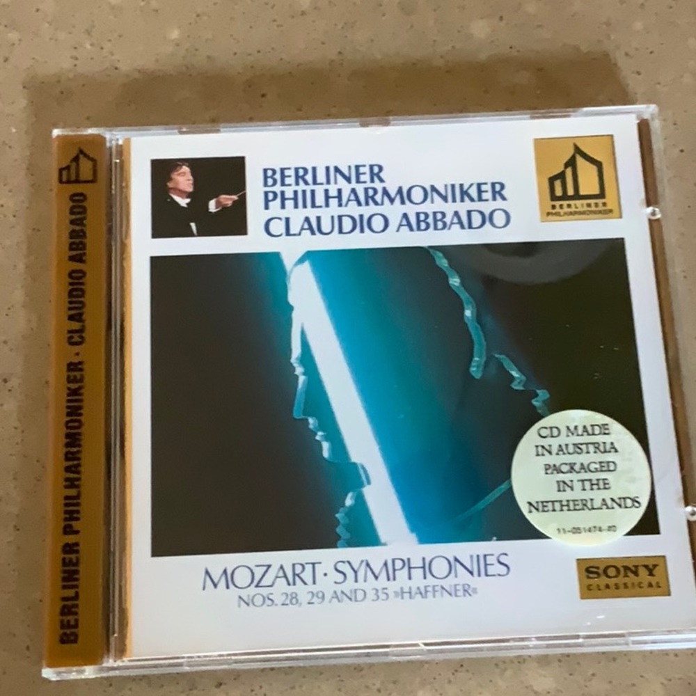 Mozart Symphonies CD